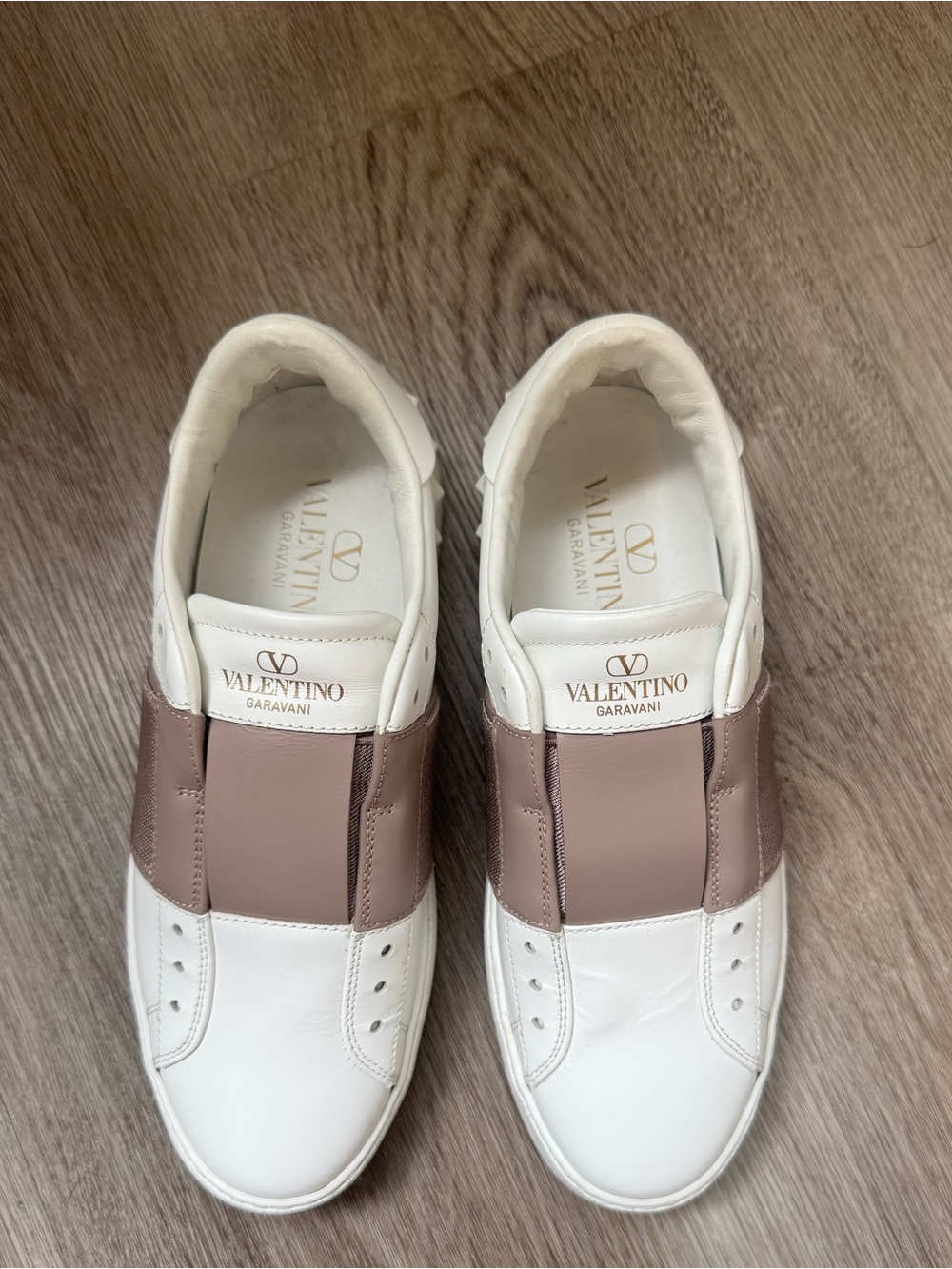 Valentino Garavani Womens White & Taupe Elastic-Band Sneakers
